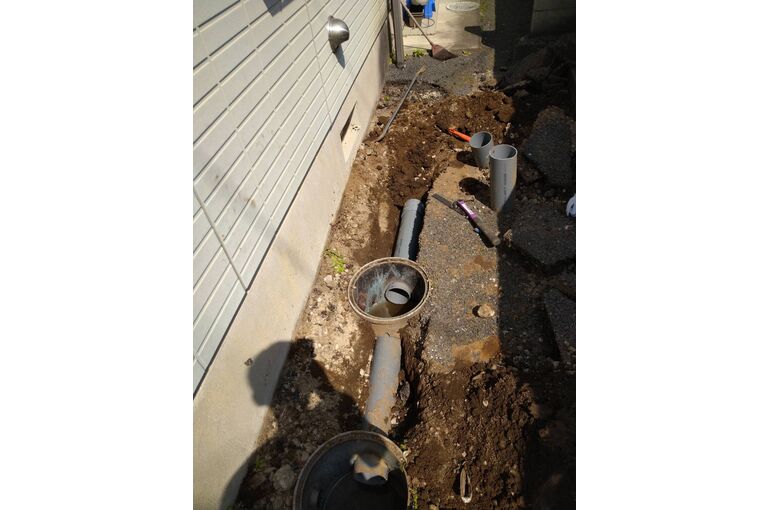 24D006EC-72D8-4542-B8D1-2503A10C0F4B