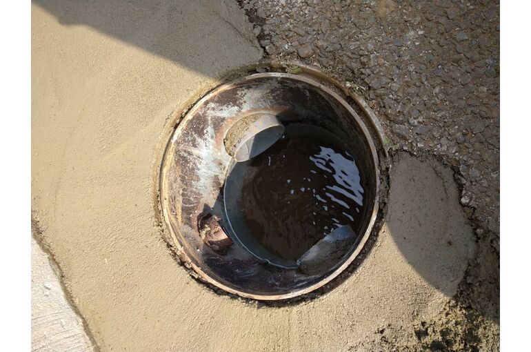 E9A01C8B-00CB-4EF4-A58C-A17549B1EB3E